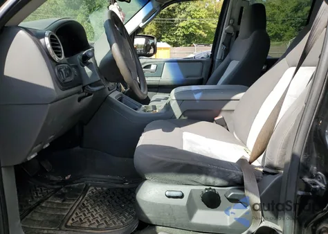 2003 Ford Expedition Xlt z USA, uszkodzony, nr VIN 1FMPU16W83LA23254